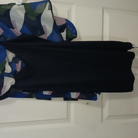 Banana Republic Factory dress - S - blue geometric pattern. Size xl also avail - Picture 9 of 13